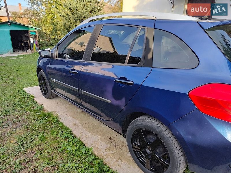 Универсал Renault Clio 2008 в Бориславе