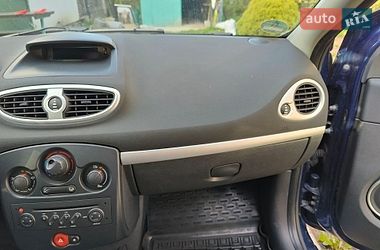 Универсал Renault Clio 2008 в Бориславе