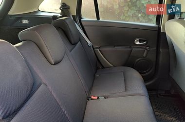 Универсал Renault Clio 2008 в Бориславе
