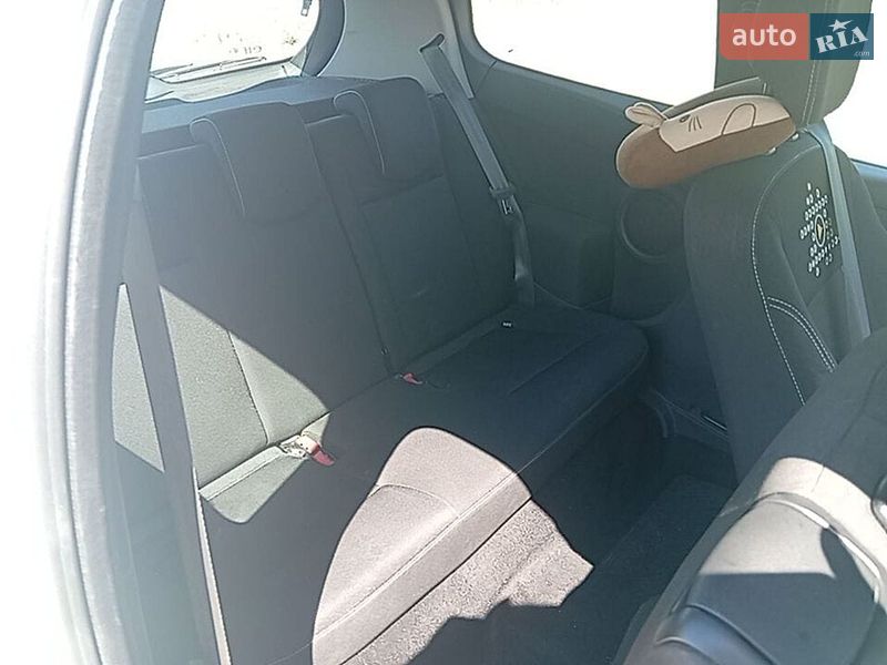 Хэтчбек Renault Clio 2012 в Чернигове