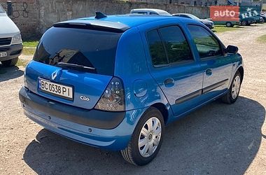 Хэтчбек Renault Clio 2003 в Львове