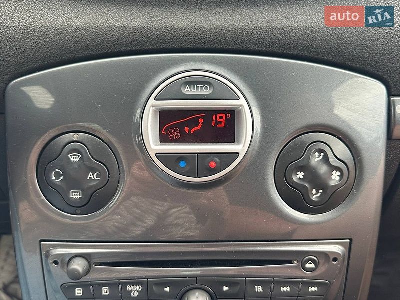 Универсал Renault Clio 2009 в Запорожье