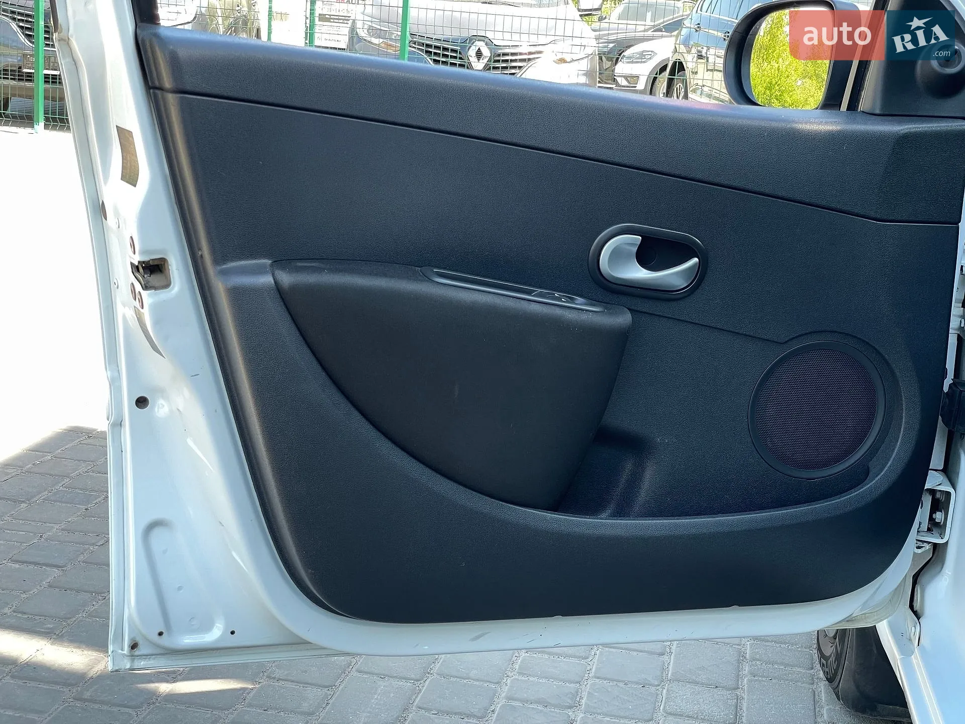 2012 Renault Clio - мініатюра 23