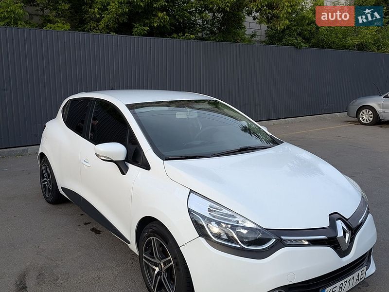 Хэтчбек Renault Clio 2013 в Днепре