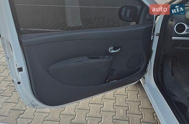 Хэтчбек Renault Clio 2010 в Дубно
