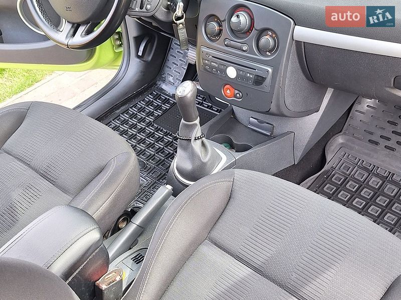 Хэтчбек Renault Clio 2009 в Белой Церкви