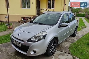 Универсал Renault Clio 2012 в Стебнику