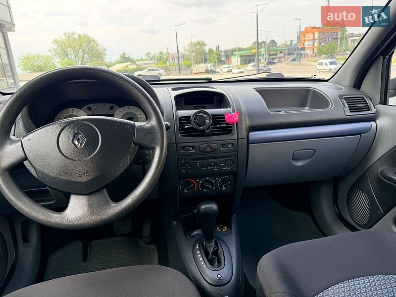 Седан Renault Clio 2007 в Днепре