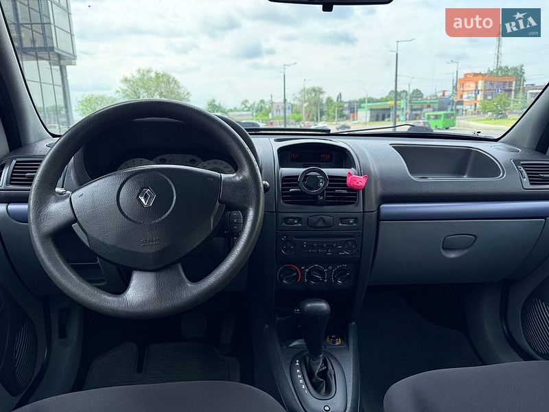 Седан Renault Clio 2007 в Днепре