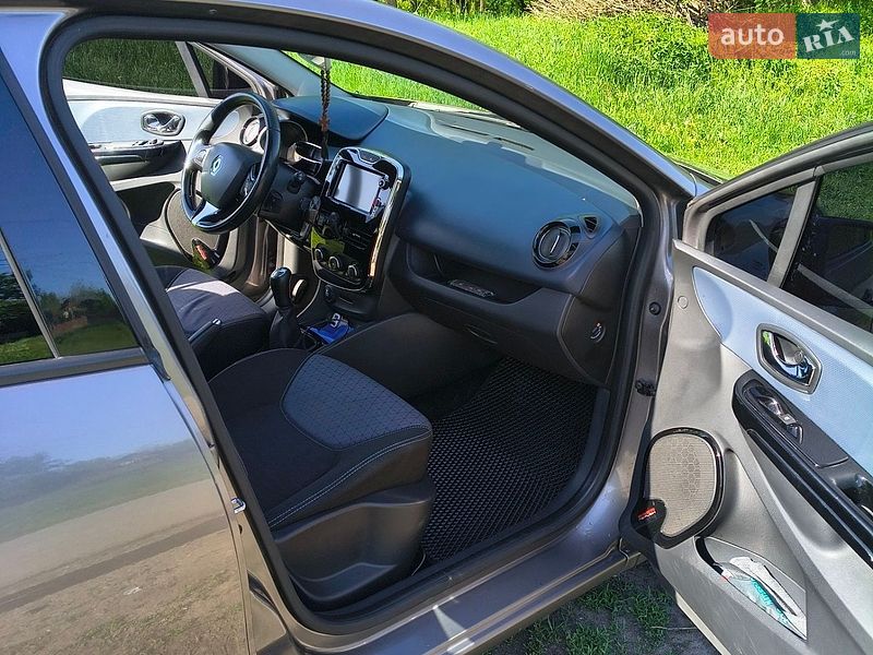 Универсал Renault Clio 2013 в Сумах