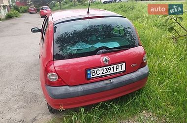 Хэтчбек Renault Clio 2002 в Винниках