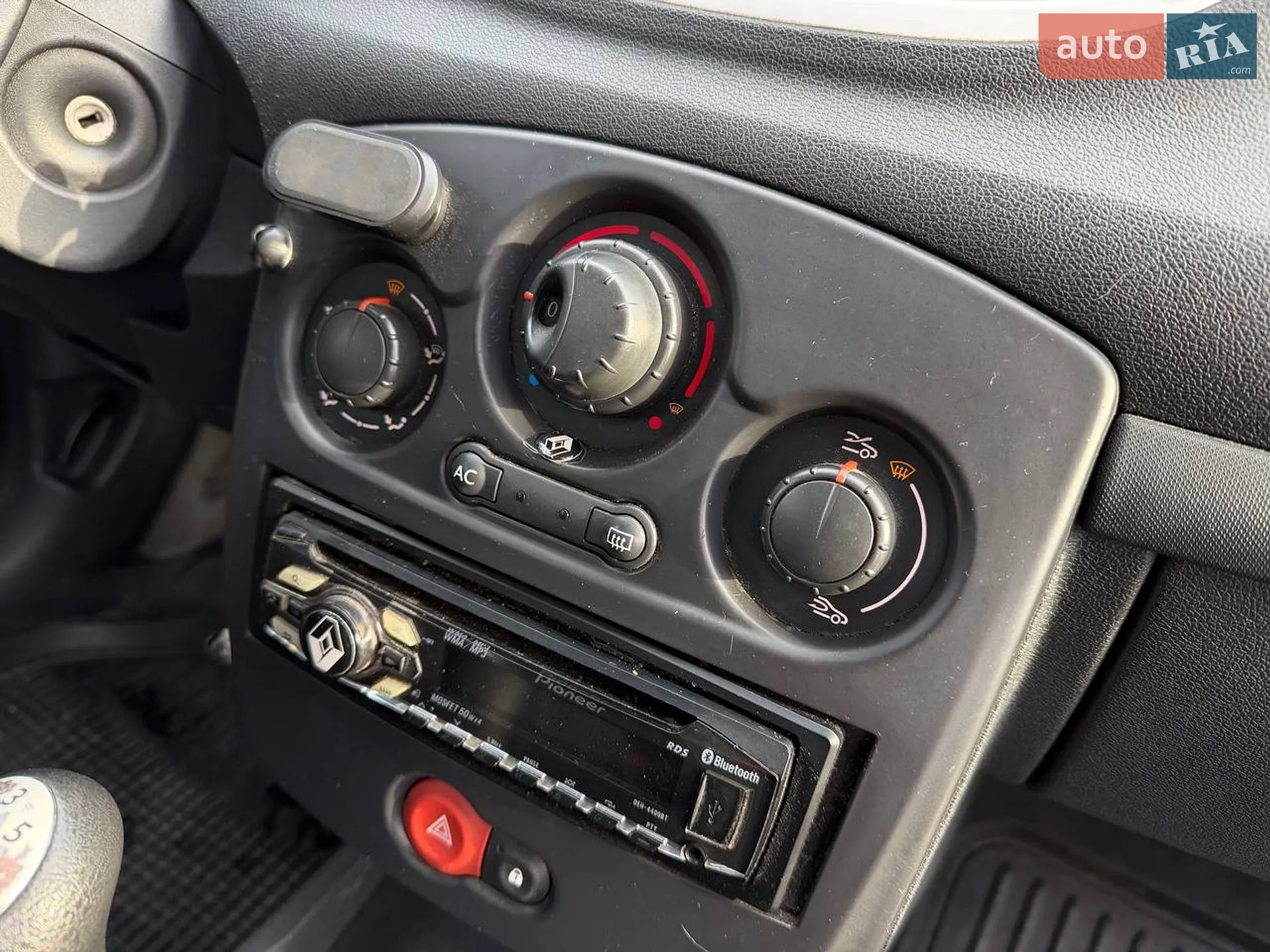2012 Renault Clio - мініатюра 16
