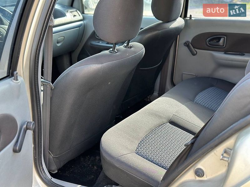 Седан Renault Clio 2008 в Вінниці
