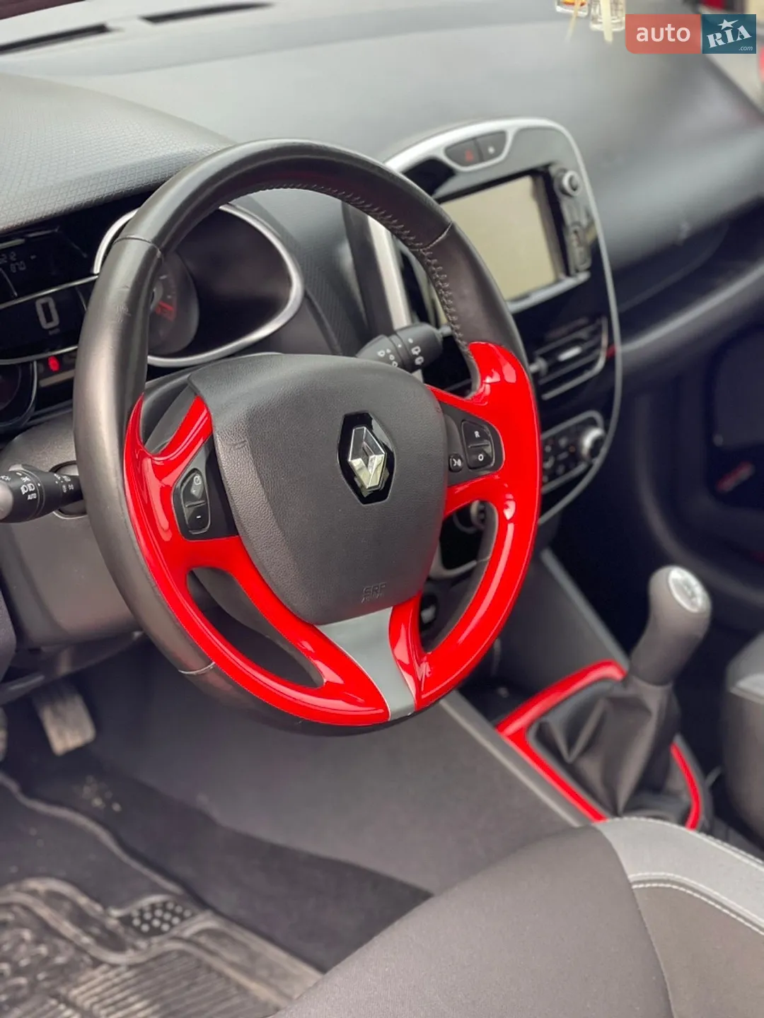 2017 Renault Clio - мініатюра 6