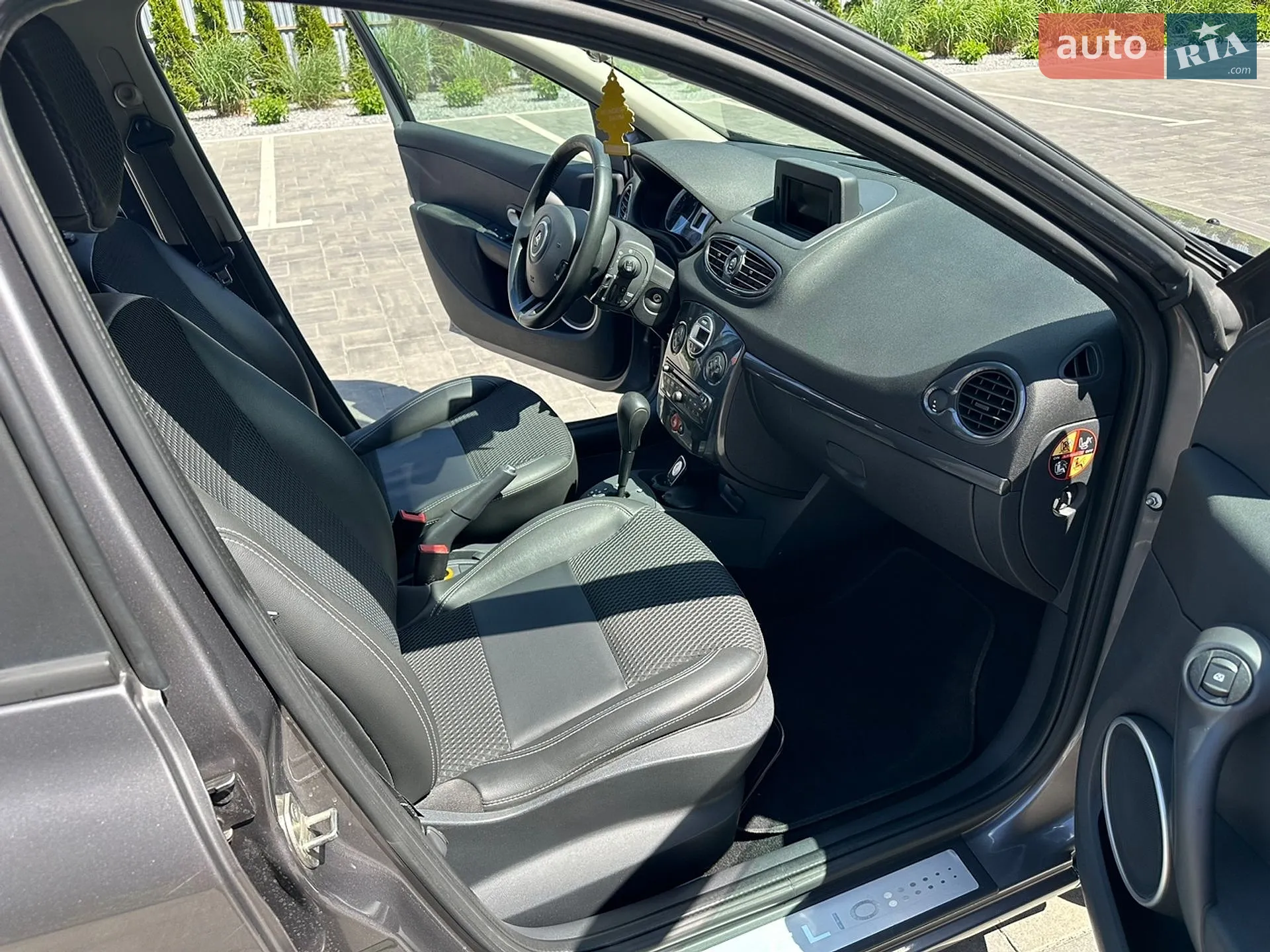 2011 Renault Clio - мініатюра 32