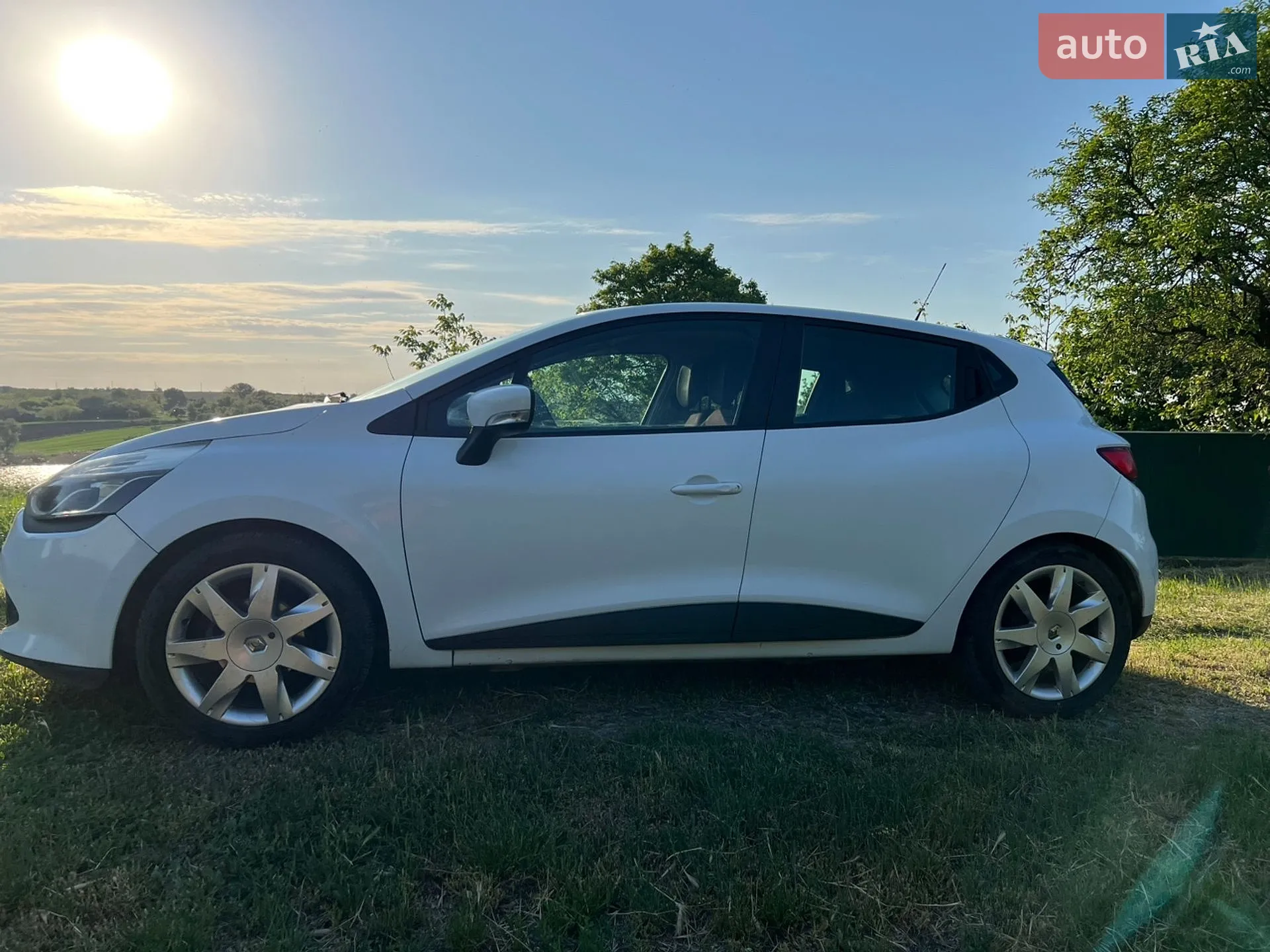 2012 Renault Clio - мініатюра 4