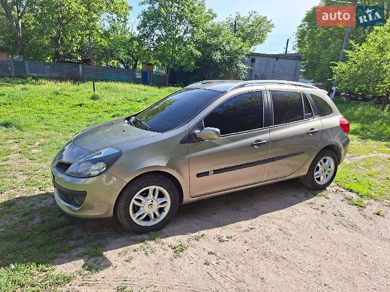 Универсал Renault Clio 2008 в Гайсине