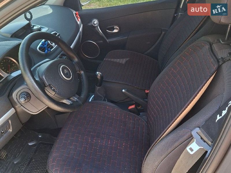 Универсал Renault Clio 2008 в Гайсине