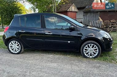 Хэтчбек Renault Clio 2007 в Луцке