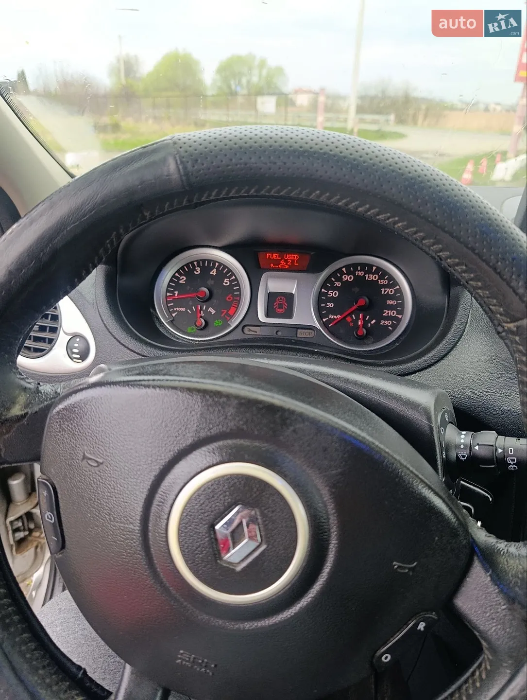 2010 Renault Clio - мініатюра 23