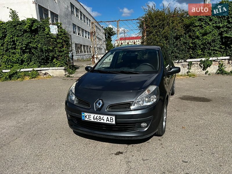 Хэтчбек Renault Clio 2008 в Днепре