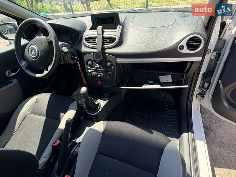 Универсал Renault Clio 2012 в Киеве
