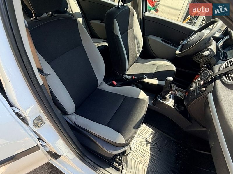Универсал Renault Clio 2012 в Киеве