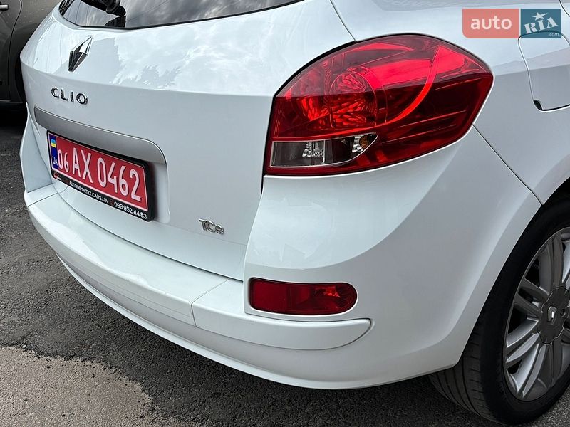 Універсал Renault Clio 2011 в Житомирі