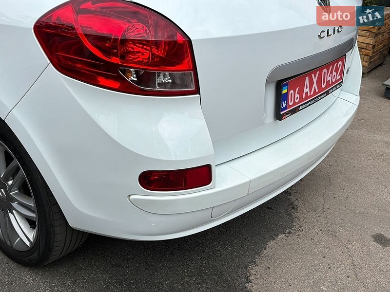 Універсал Renault Clio 2011 в Житомирі