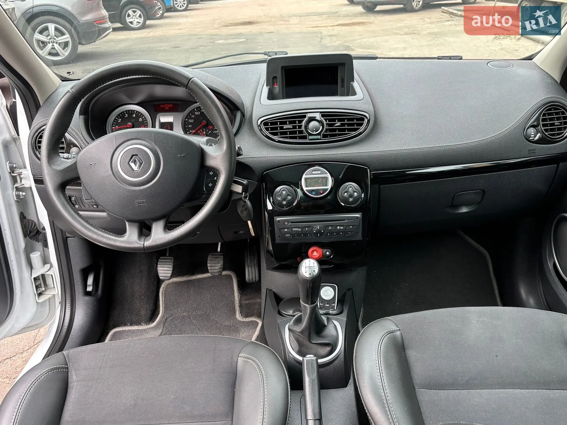 2011 Renault Clio - мініатюра 32