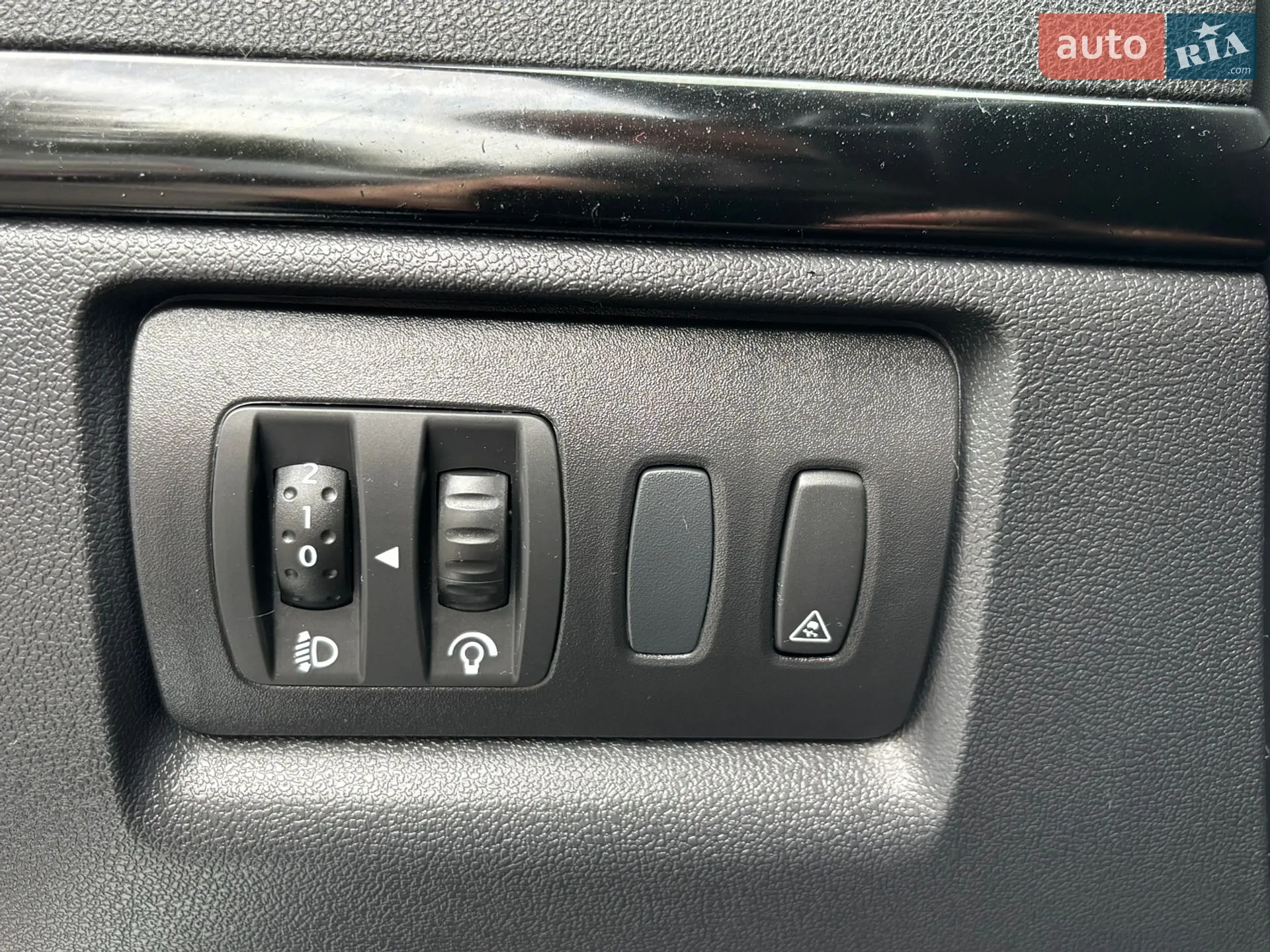 2011 Renault Clio - мініатюра 39