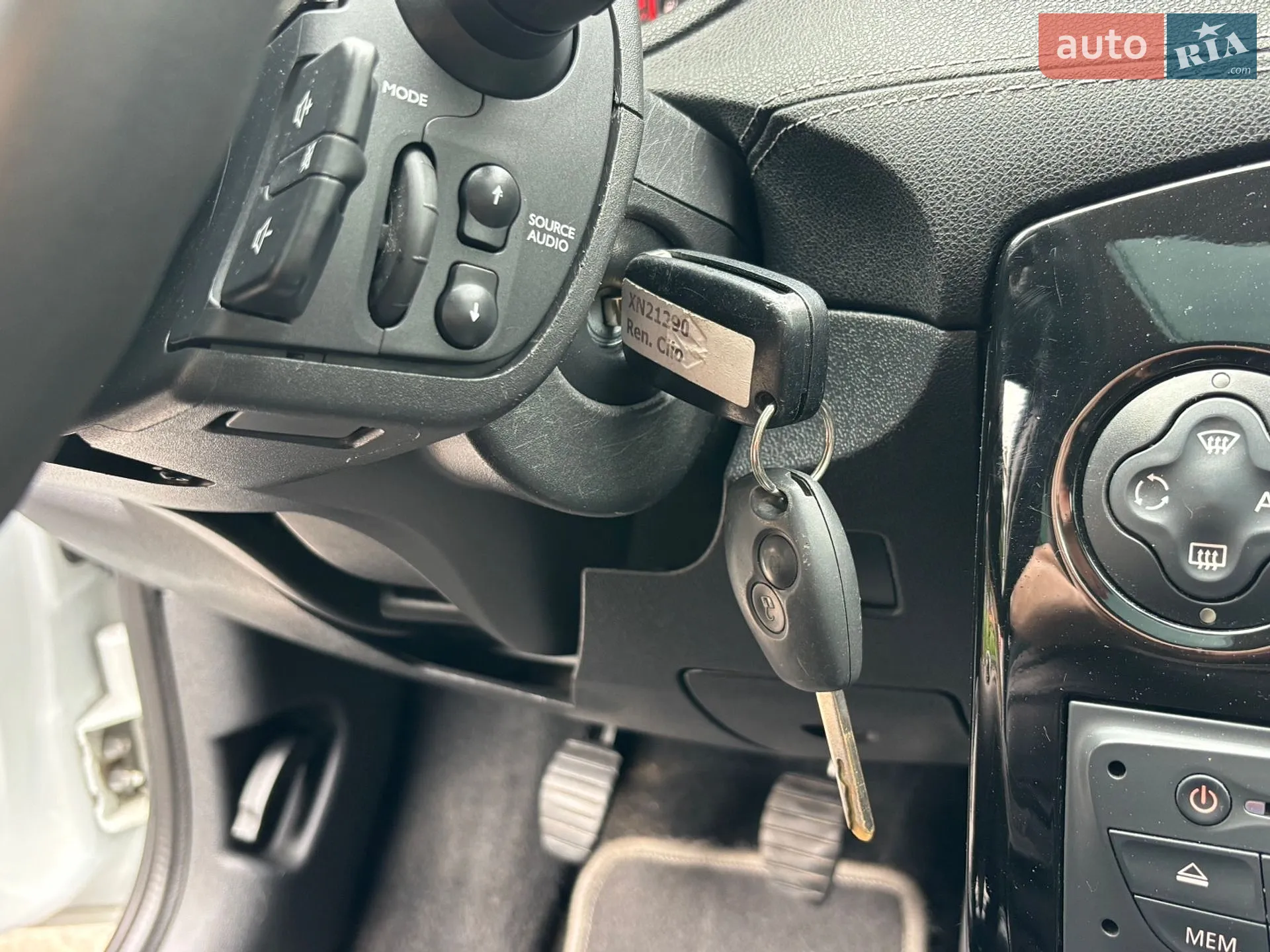 2011 Renault Clio - мініатюра 43