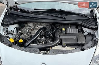 Універсал Renault Clio 2011 в Житомирі