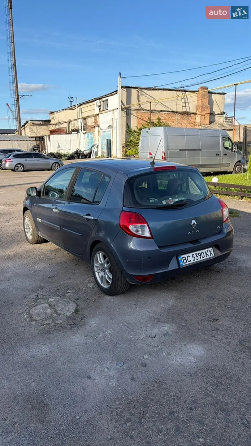 2011 Renault Clio - мініатюра 2