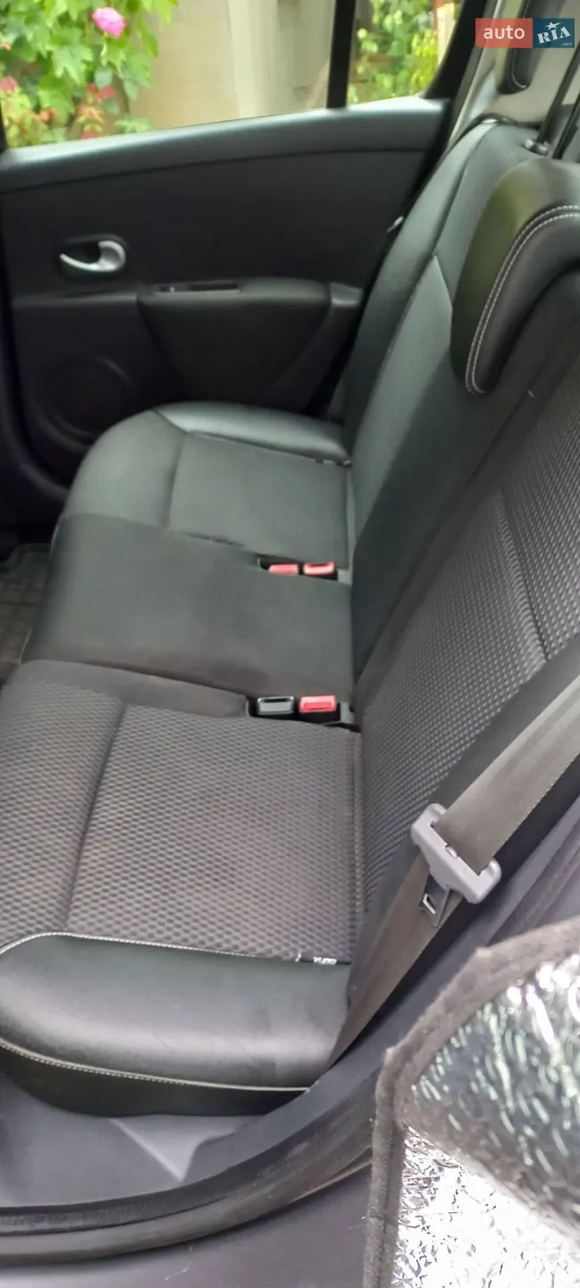 2010 Renault Clio - мініатюра 13