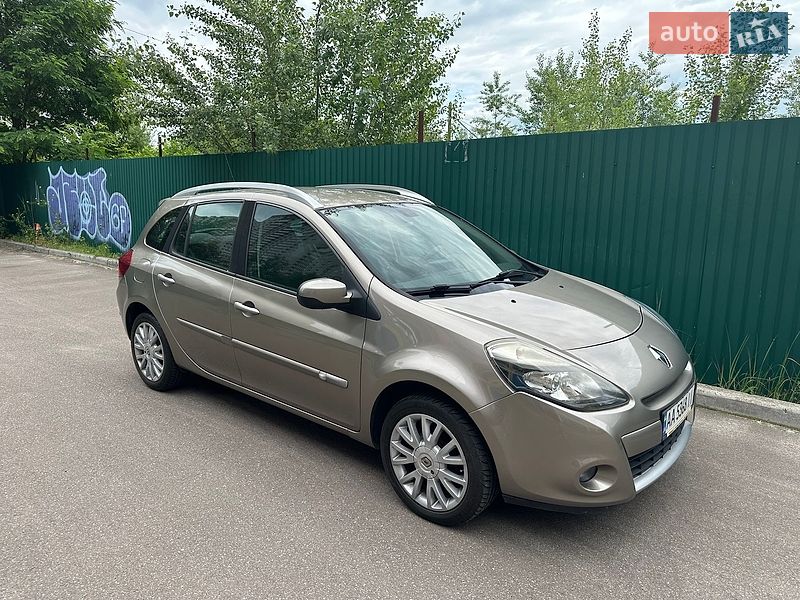 Универсал Renault Clio 2010 в Киеве