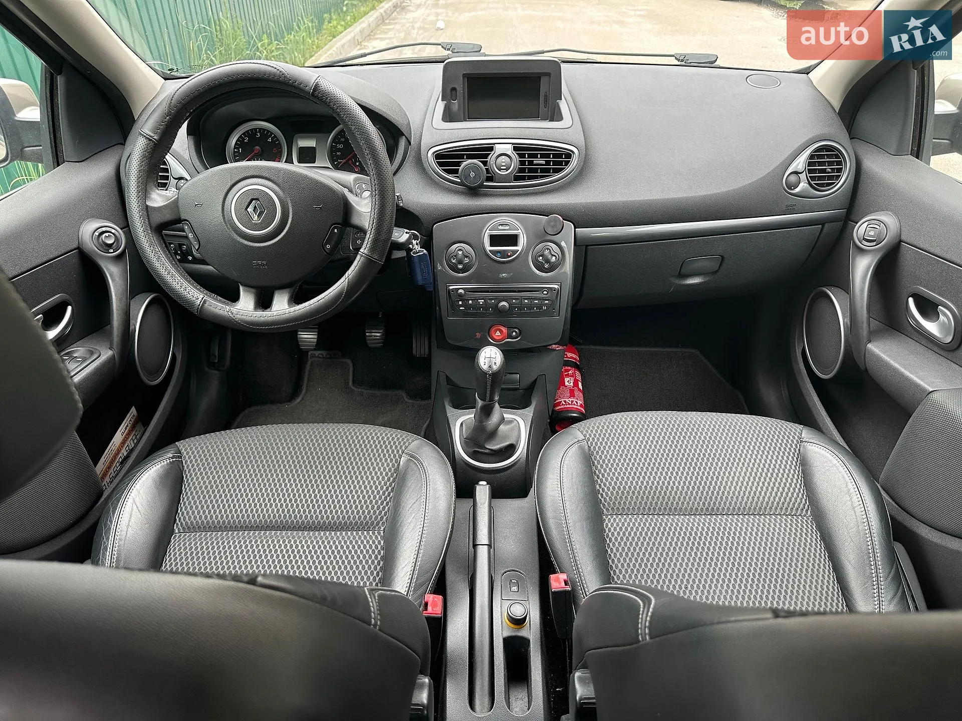 2010 Renault Clio - мініатюра 13