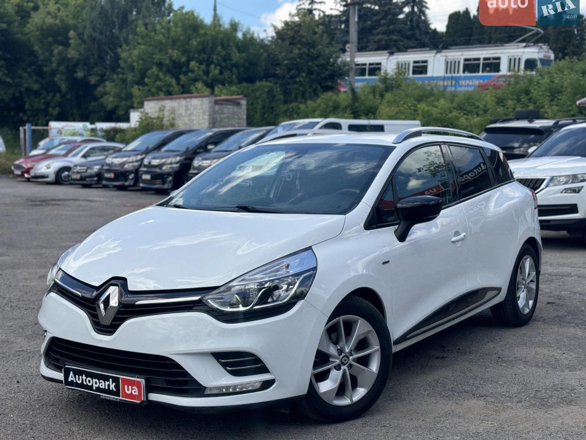 2017 Renault Clio - фото 1