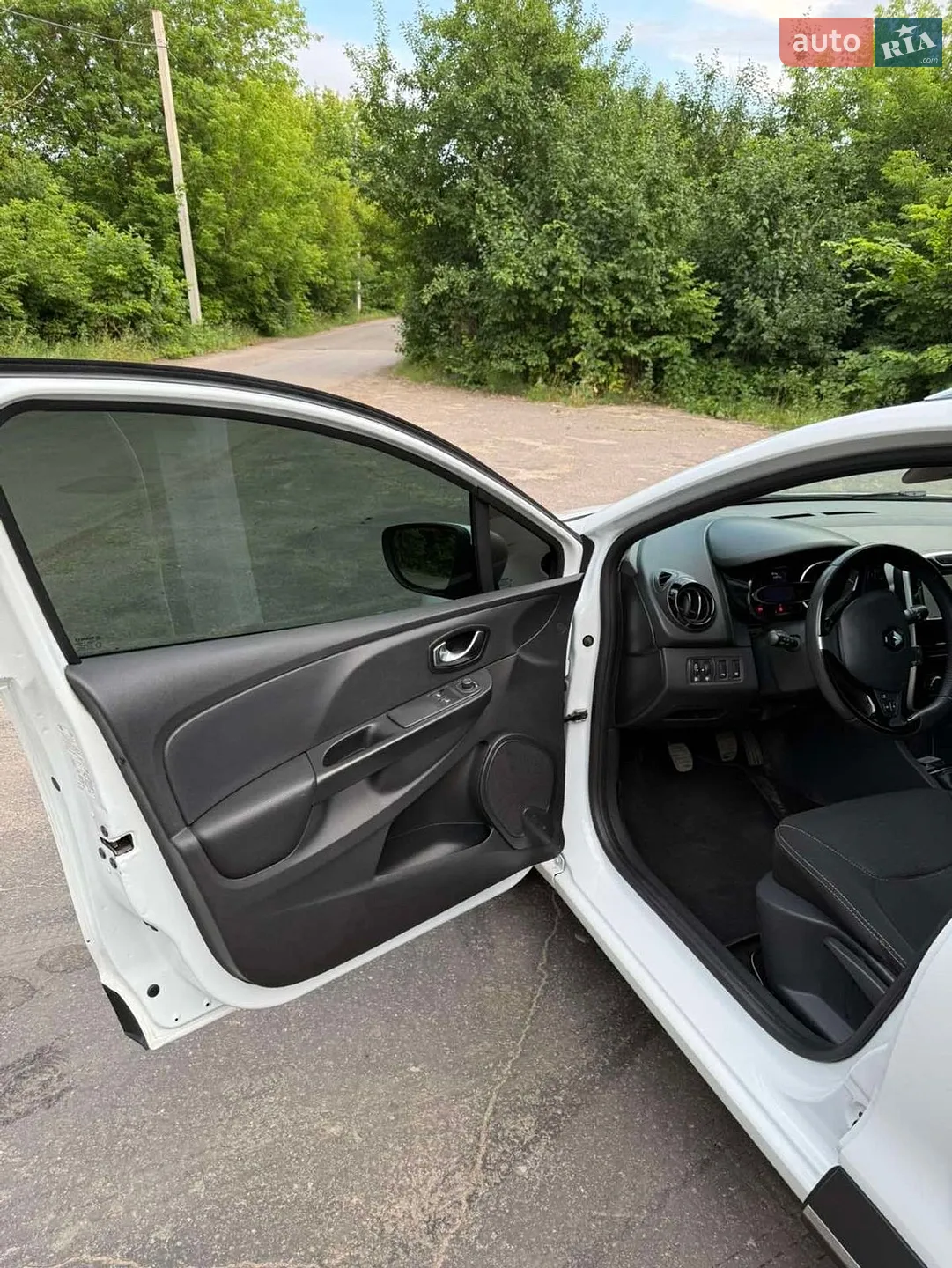 2016 Renault Clio - мініатюра 18