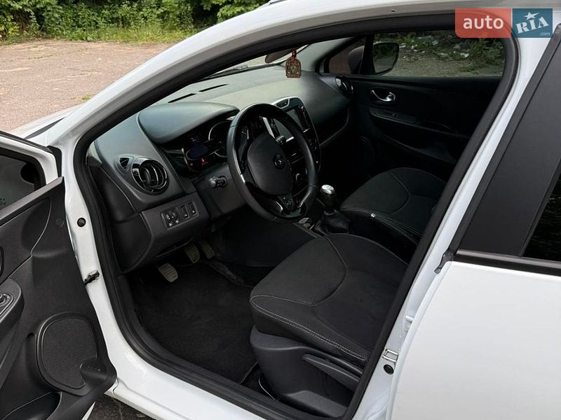 Универсал Renault Clio 2016 в Конотопе