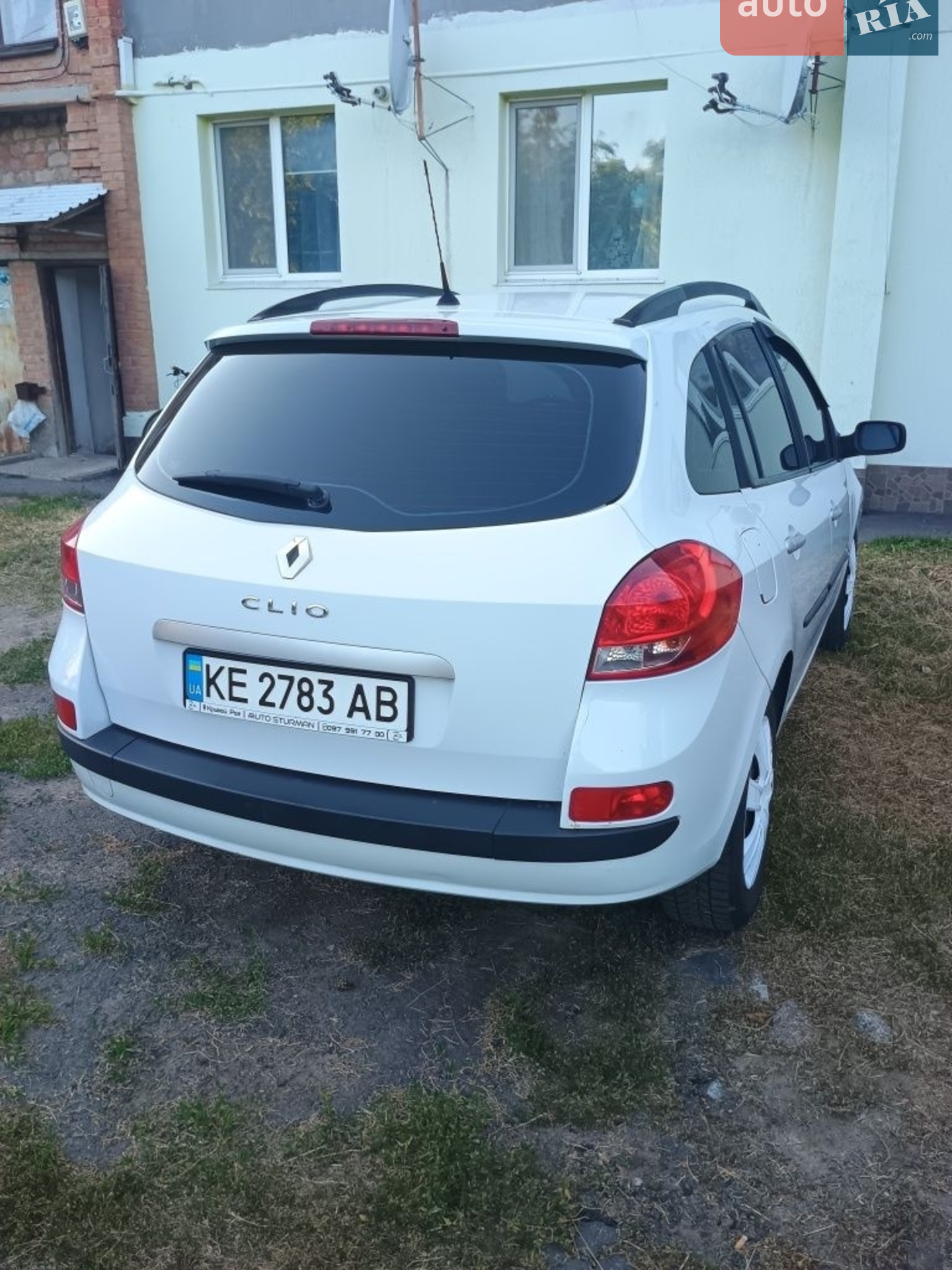 Renault Clio 2010 VIN VF1KR2V0H44666384 фото оголошення 2 з 5
