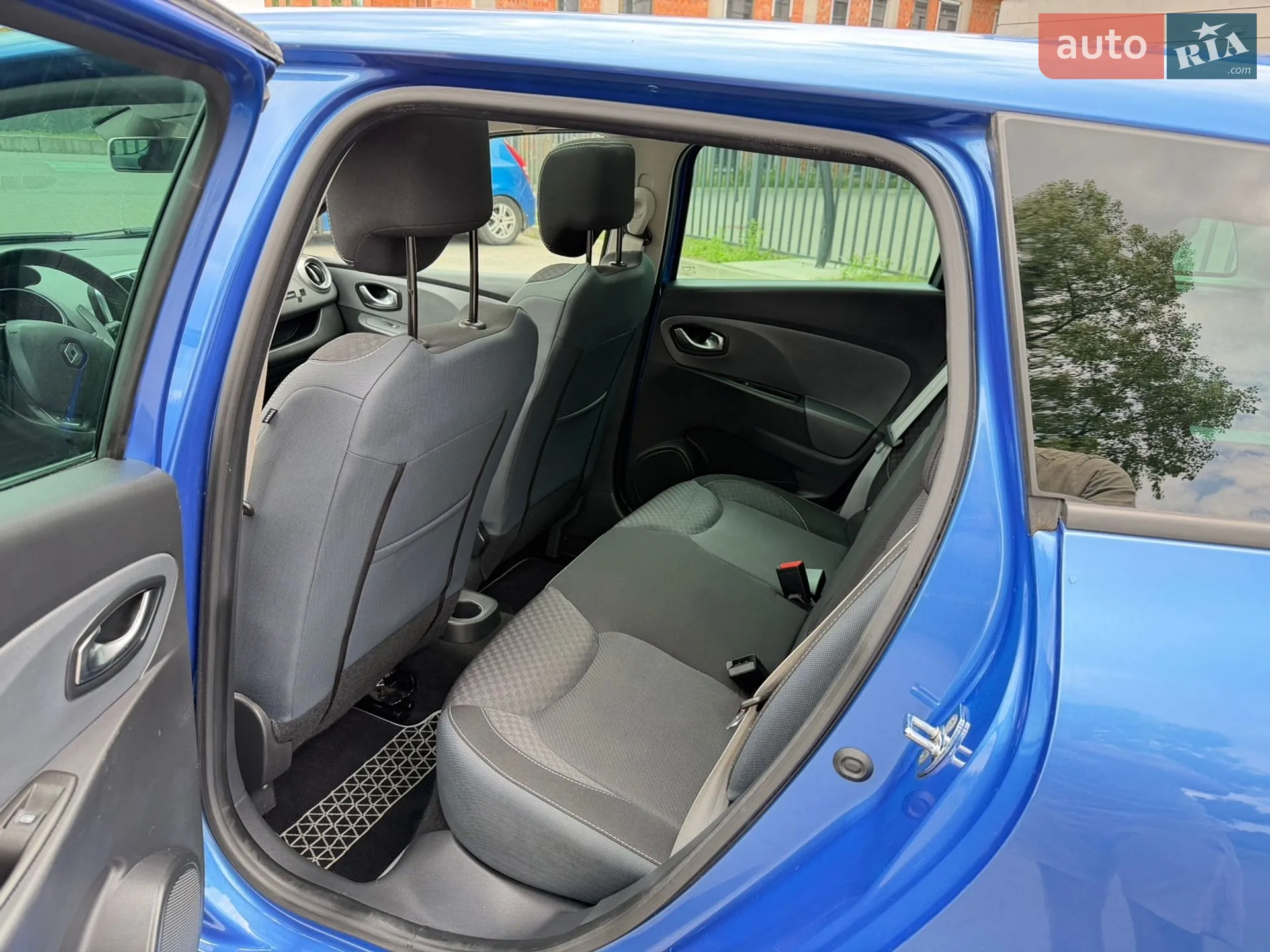 2015 Renault Clio - мініатюра 24