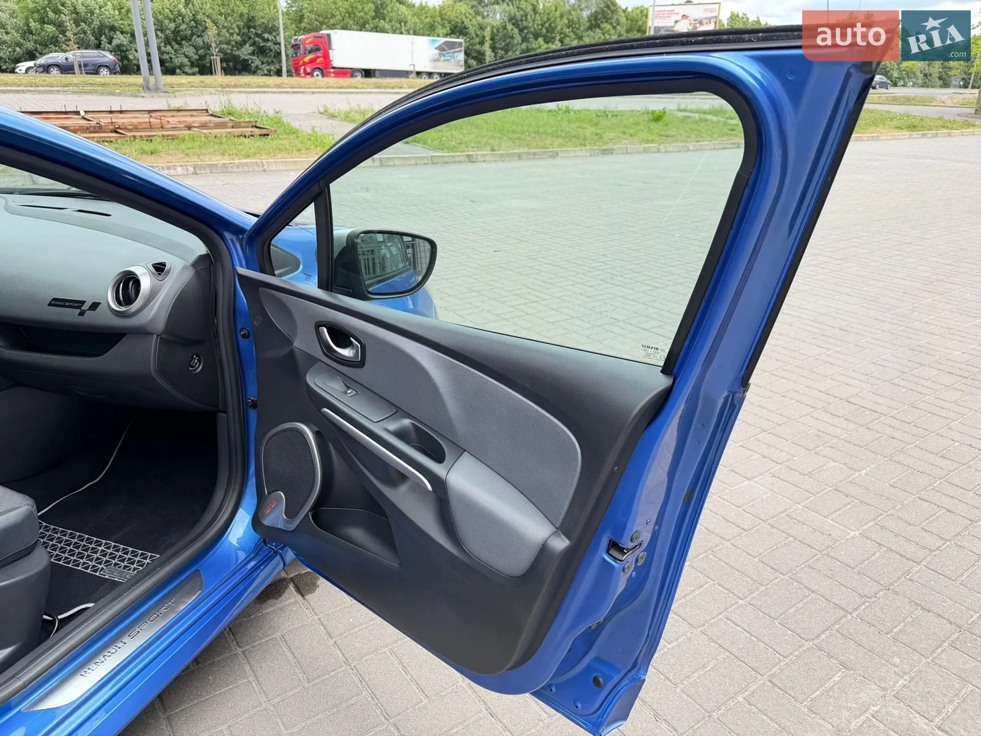 2015 Renault Clio - мініатюра 39
