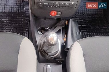Хэтчбек Renault Clio 2012 в Дубно