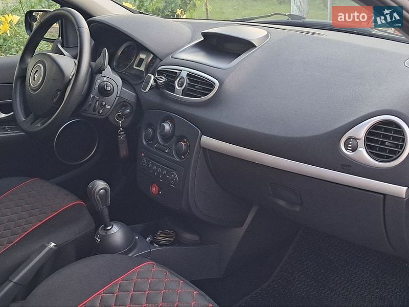 Хетчбек Renault Clio 2008 в Черкасах