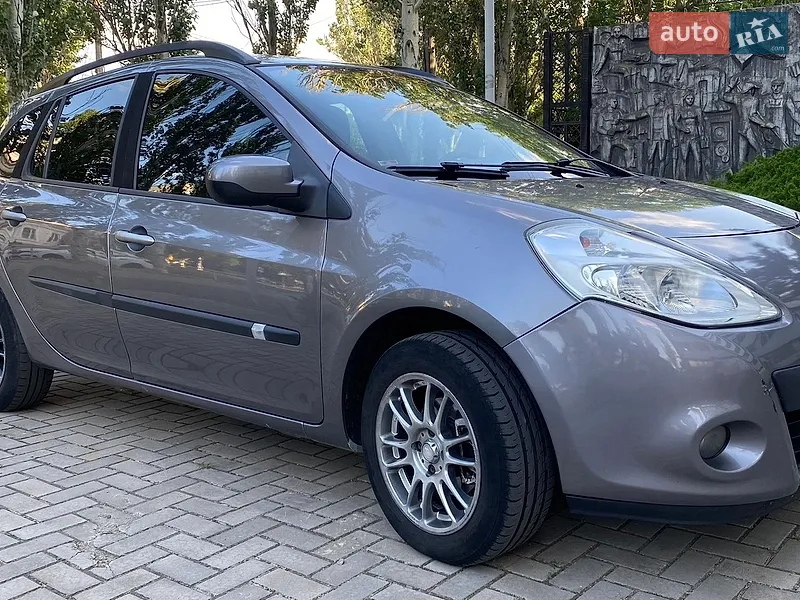 Renault Clio 2011