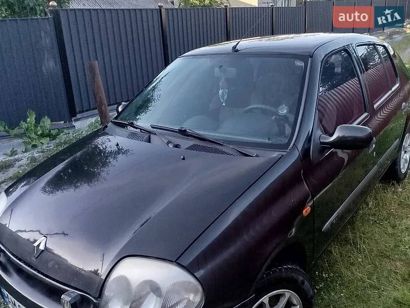 Renault Clio 2001