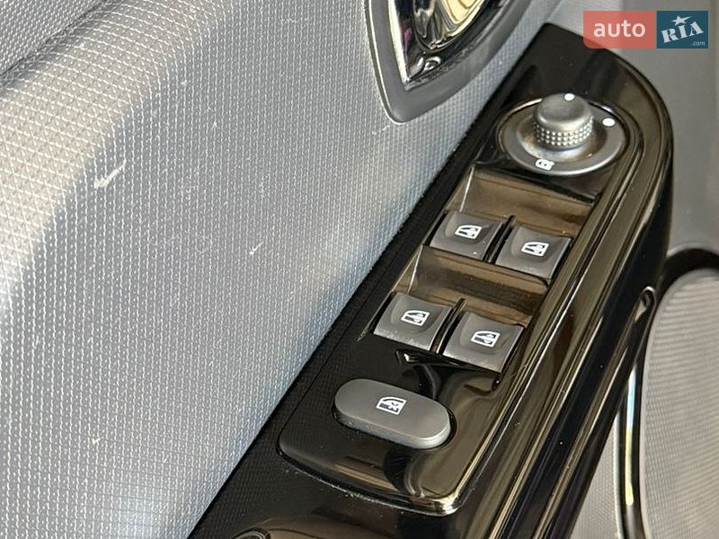 Універсал Renault Clio 2013 в Ланівці