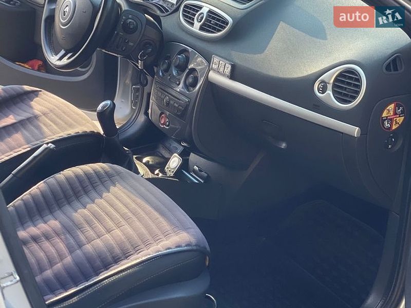 Универсал Renault Clio 2012 в Костополе