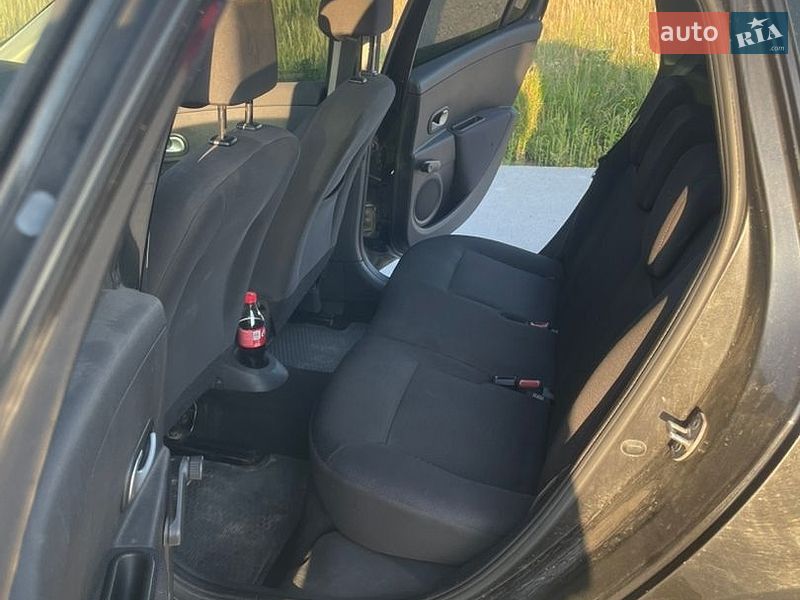 Универсал Renault Clio 2008 в Львове